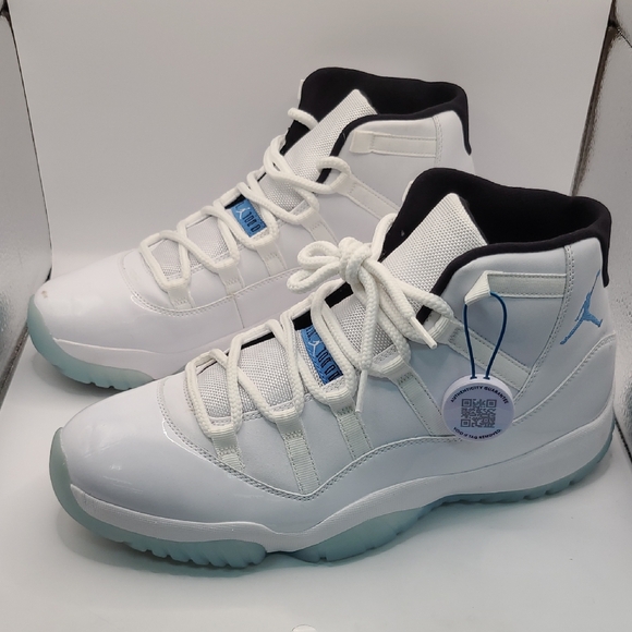 NEW Nike Air Jordan Retro XI Sneakers - 'Legend Blue' Mens Size 12 US
